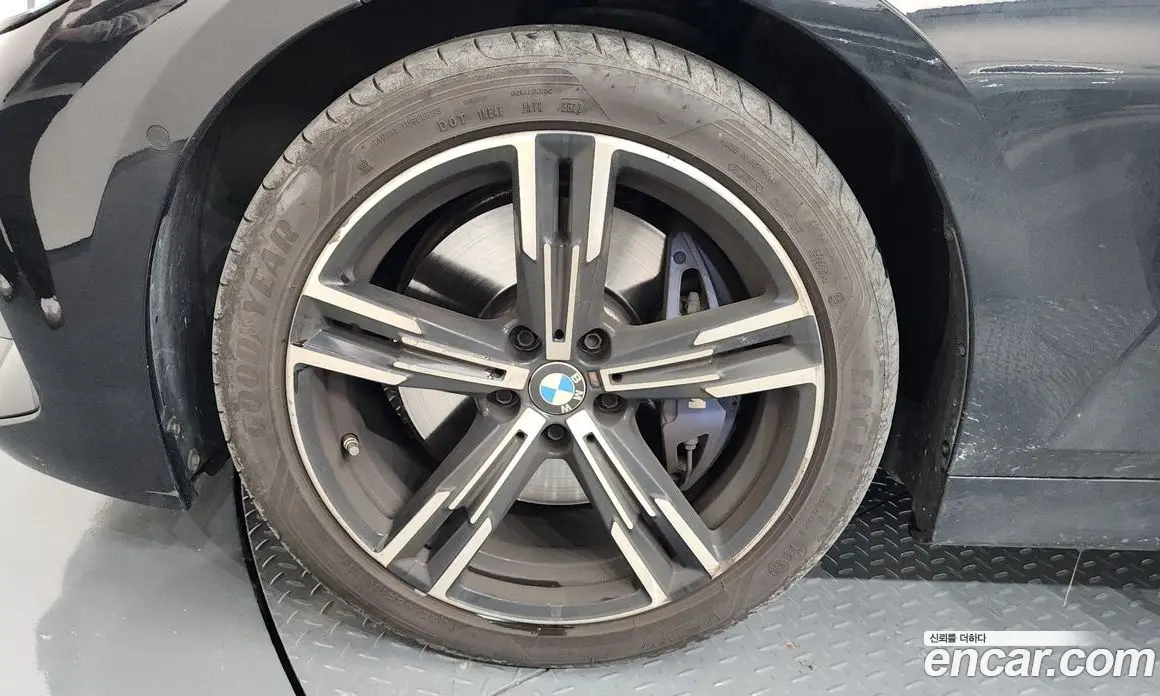 BMW 3 серия 2024 2.0 автомат (гидро), фото 5 BMW 3 серия 2024 2.0 автомат (гидро), фото 5