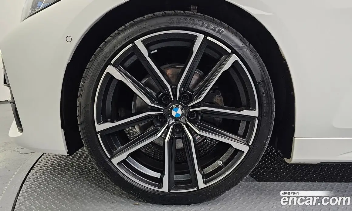 BMW 4 серия 2024 2.0 автомат (гидро), фото 5