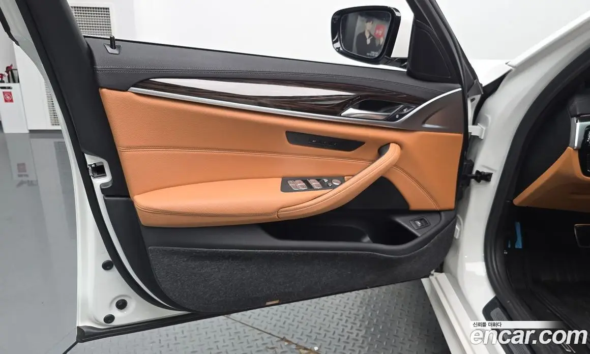 BMW 5 серия 2022 2.0 автомат (гидро), фото 13