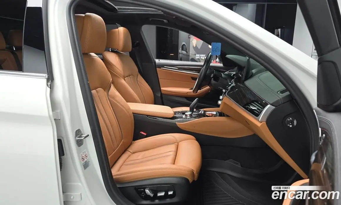 BMW 5 серия 2022 2.0 автомат (гидро), фото 16