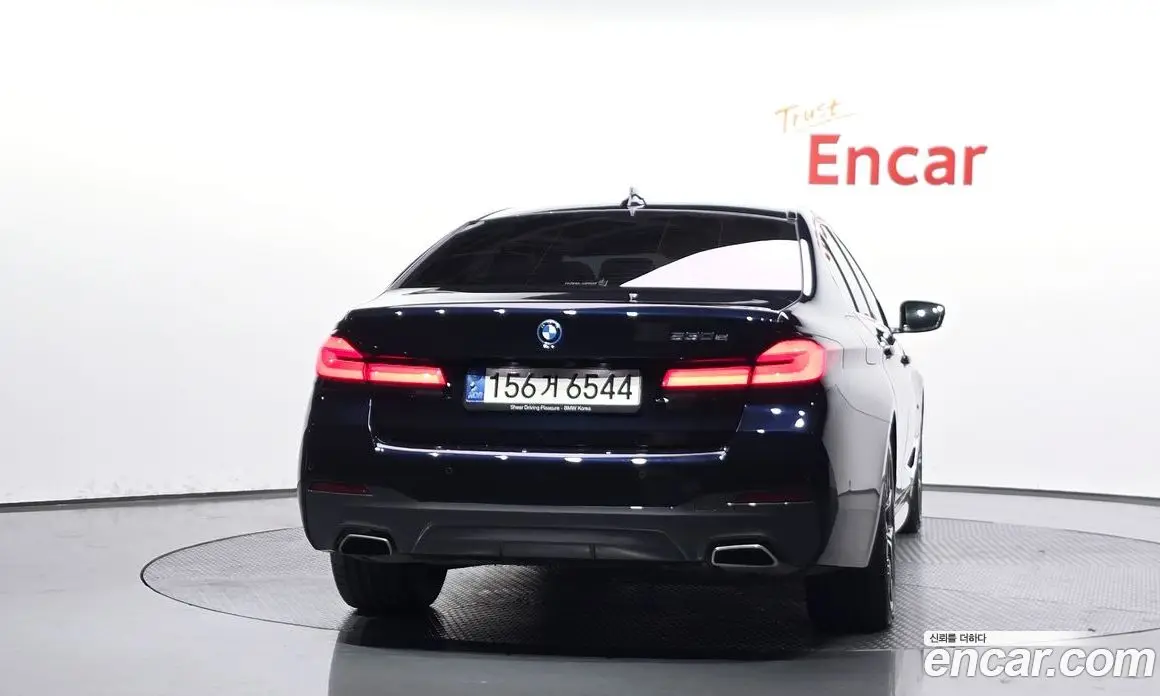 BMW 5 серия 2022 2.0 автомат (гидро), фото 3