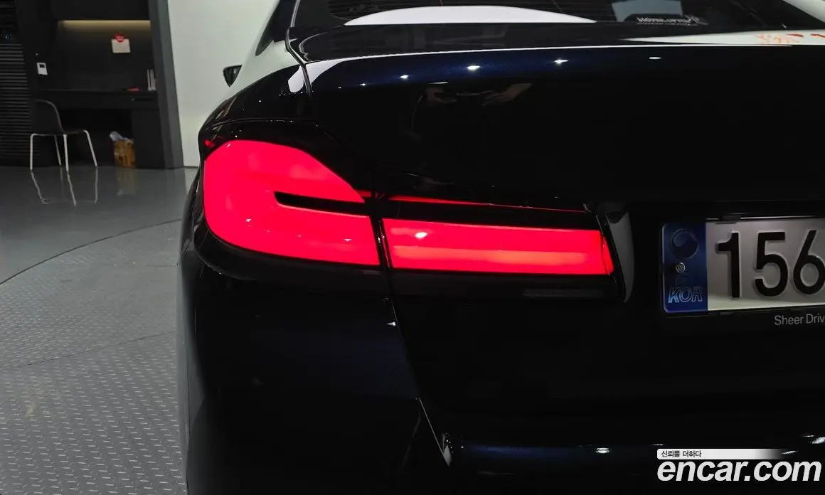 BMW 5 серия 2022 2.0 автомат (гидро), фото 8