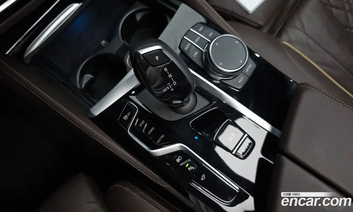 BMW 5 серия 2023 2.0 автомат (гидро), фото 12