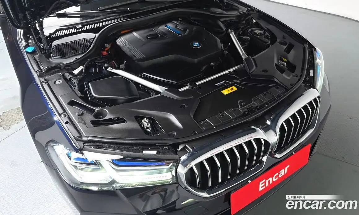BMW 5 серия 2023 2.0 автомат (гидро), фото 6
