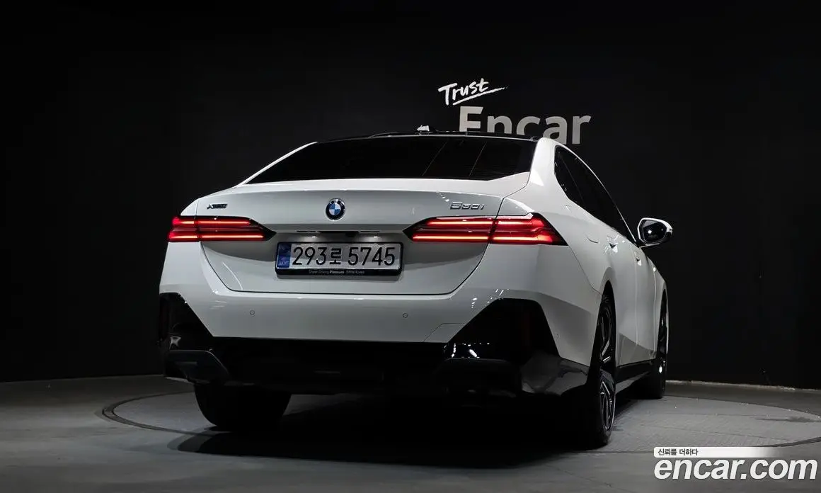 BMW 5 серия 2025 2.0 автомат (гидро), фото 4