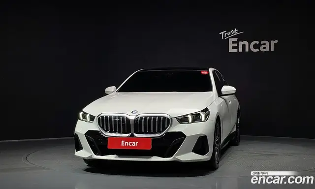 BMW 5 серия 2025 2.0 автомат (гидро), миниатюра 3