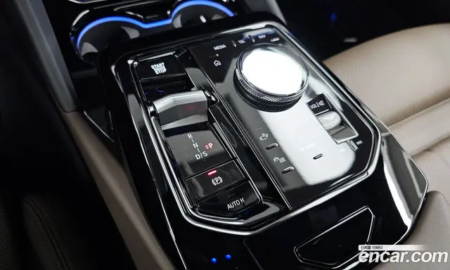 BMW 5 серия 2025 2.0 автомат (гидро), миниатюра 9