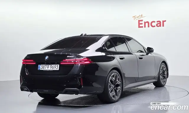 BMW 5 серия 2025 2.0 автомат (гидро), миниатюра 2