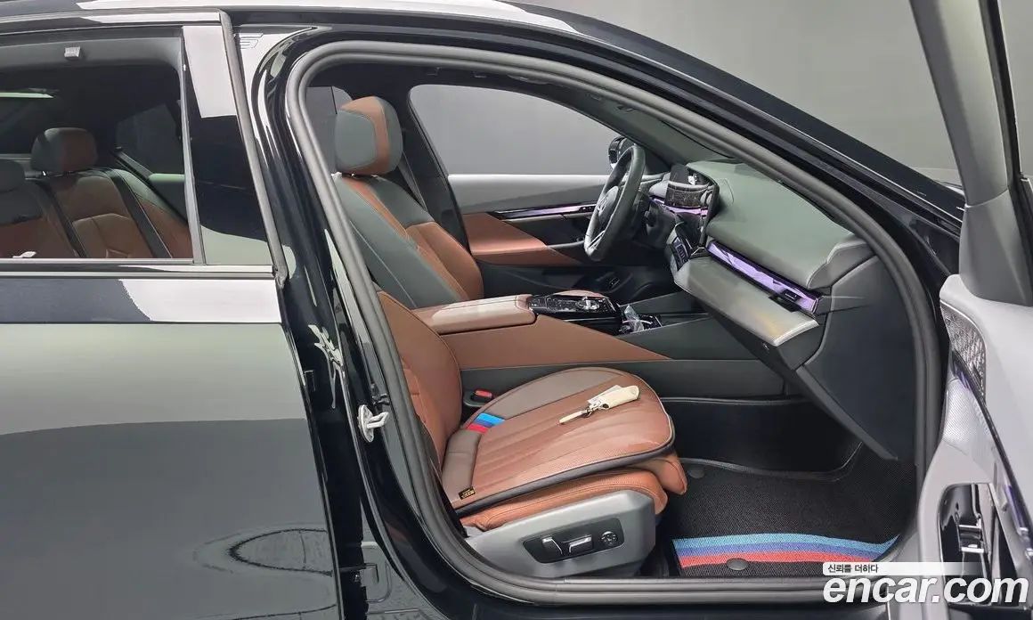 BMW 5 серия 2025 2.0 автомат (гидро), фото 16