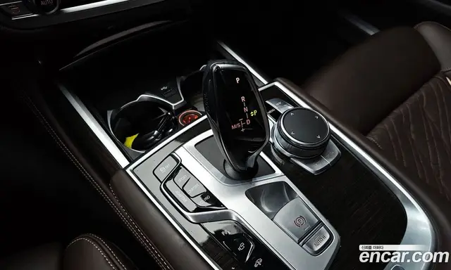 BMW 7 серия 2022 3.0 автомат (гидро), миниатюра 9