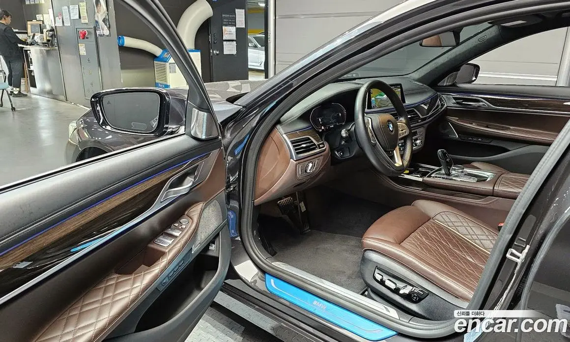 BMW 7 серия 2022 3.0 автомат (гидро), фото 10