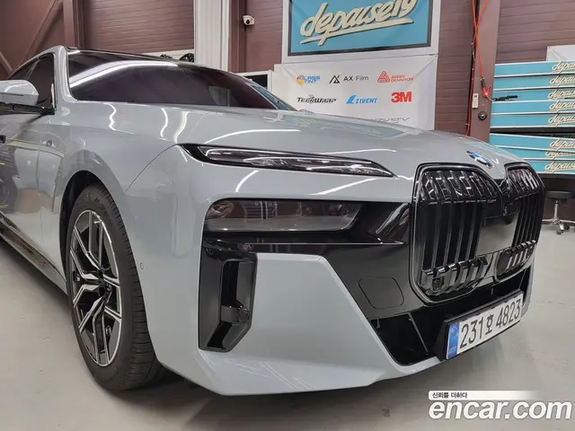 BMW 7 серия 2025 3.0 автомат (гидро), миниатюра 2