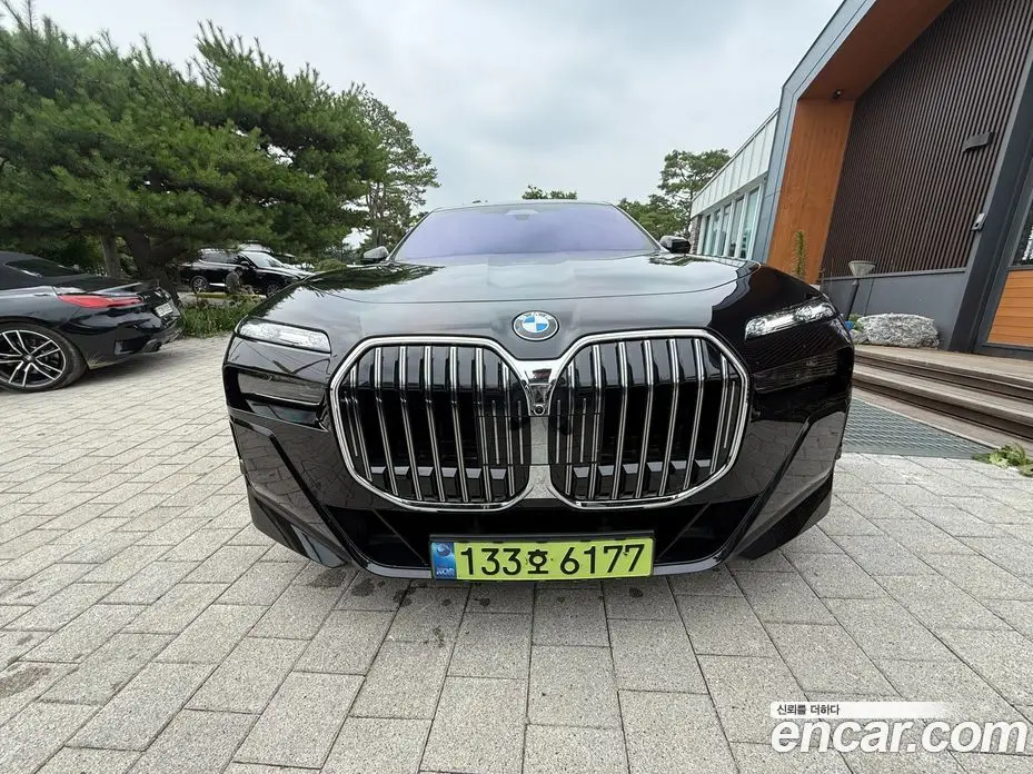 BMW 7 серия 2025 3.0 автомат (гидро), фото 3