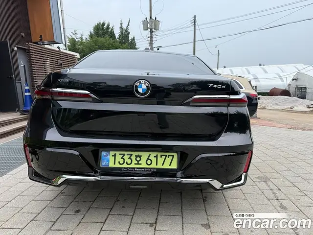 BMW 7 серия 2025 3.0 автомат (гидро), миниатюра 4