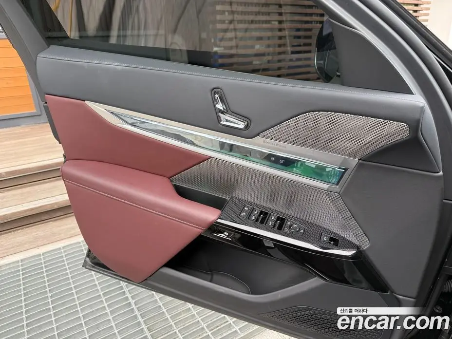 BMW 7 серия 2025 3.0 автомат (гидро), фото 10
