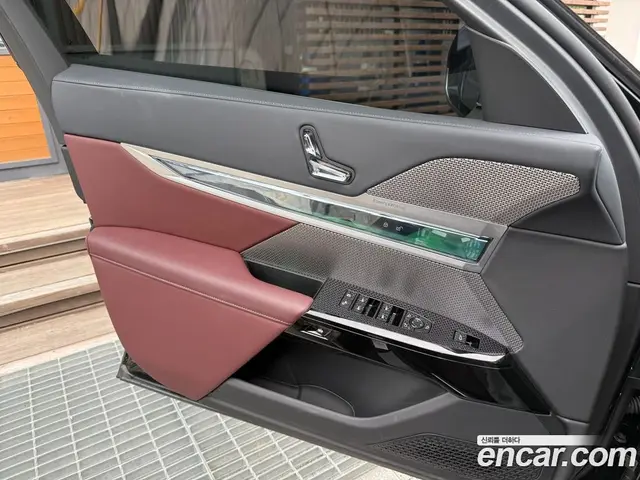 BMW 7 серия 2025 3.0 автомат (гидро), миниатюра 10