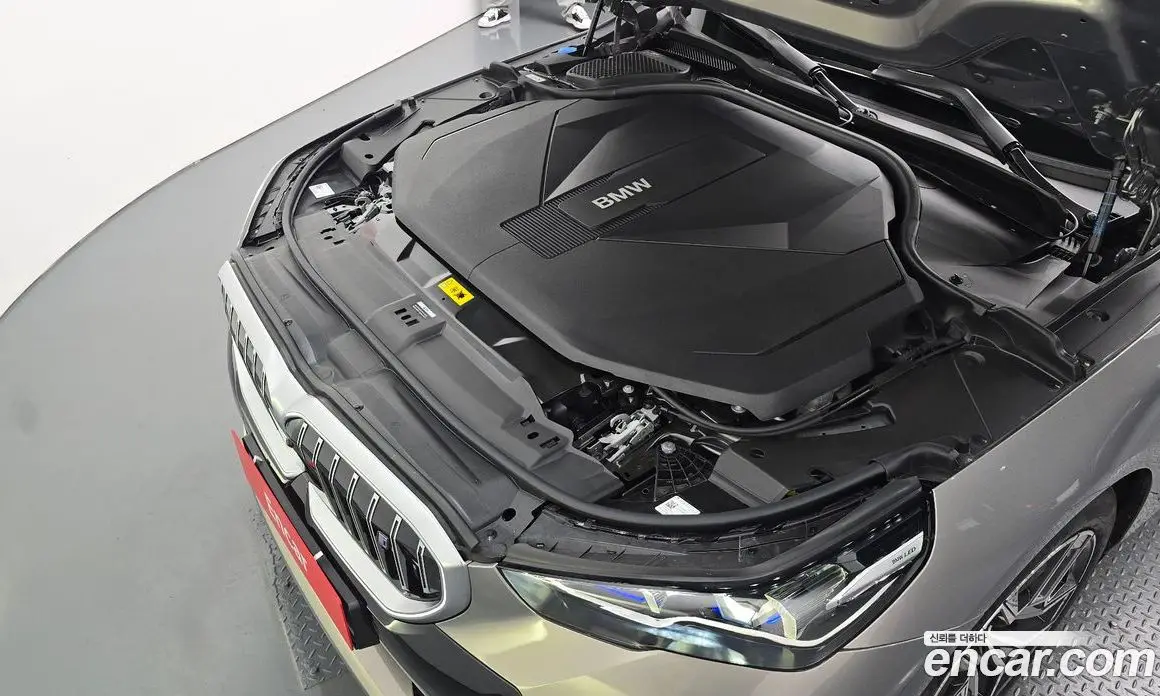 BMW i5 2025 0.2 автомат (гидро), фото 6