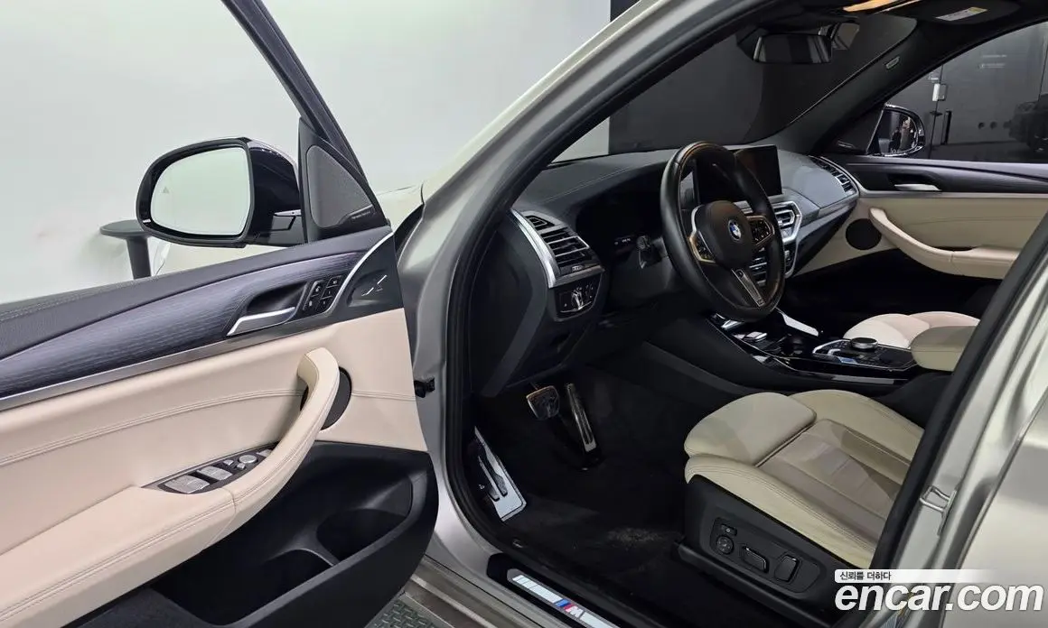 BMW iX3 2024 0.2 автомат (гидро), фото 12