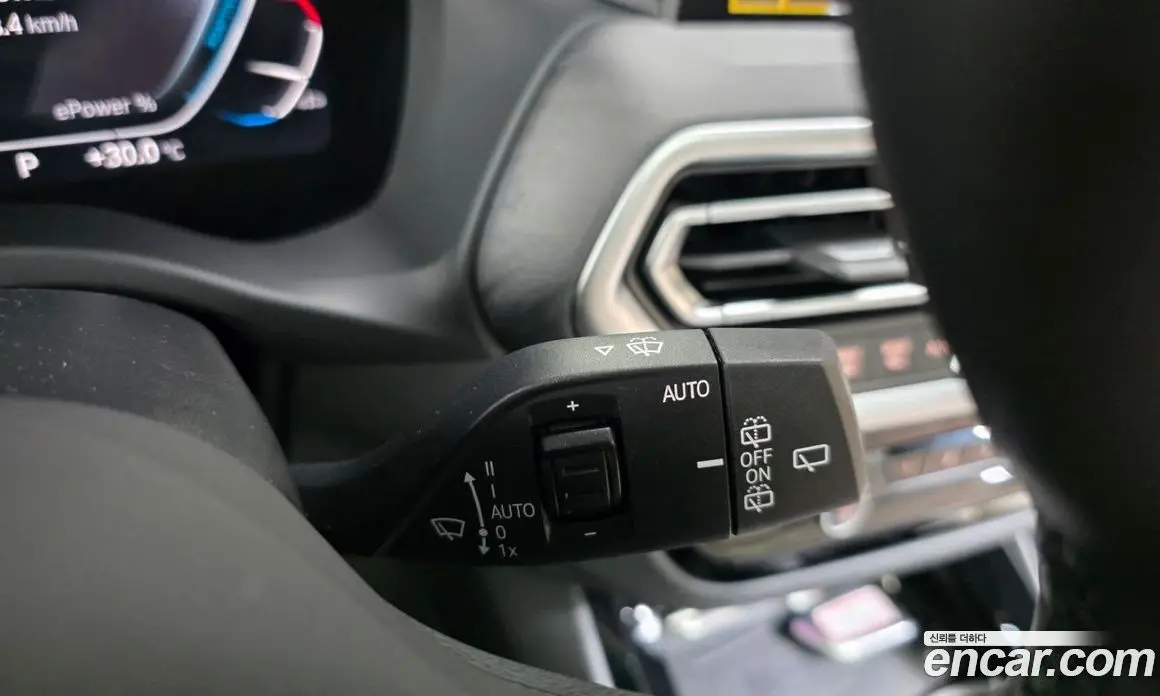 BMW iX3 2024 0.2 автомат (гидро), фото 36