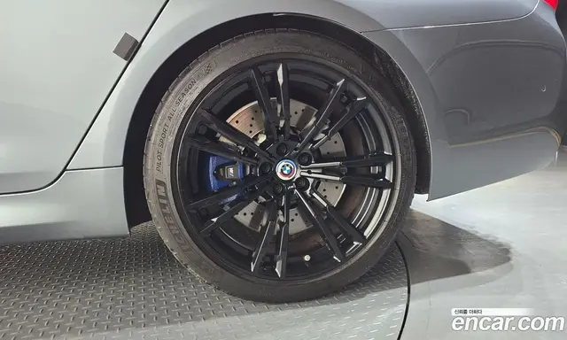 BMW M5 2019 4.4 автомат (гидро), миниатюра 7
