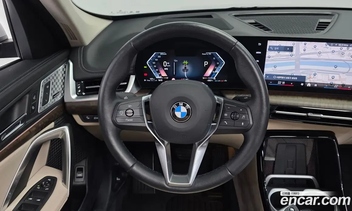 BMW X1 2024 2.0 автомат (гидро), фото 19