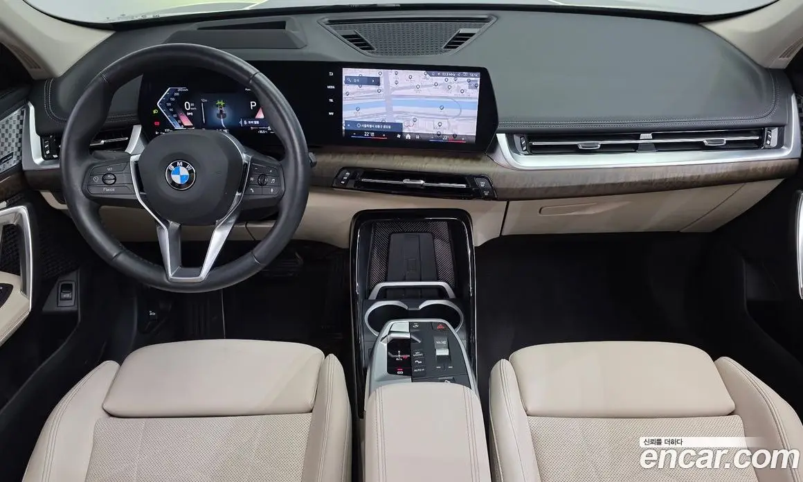 BMW X1 2024 2.0 автомат (гидро), фото 10