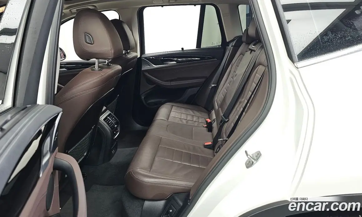 BMW X3 2021 2.0 автомат (гидро), фото 16