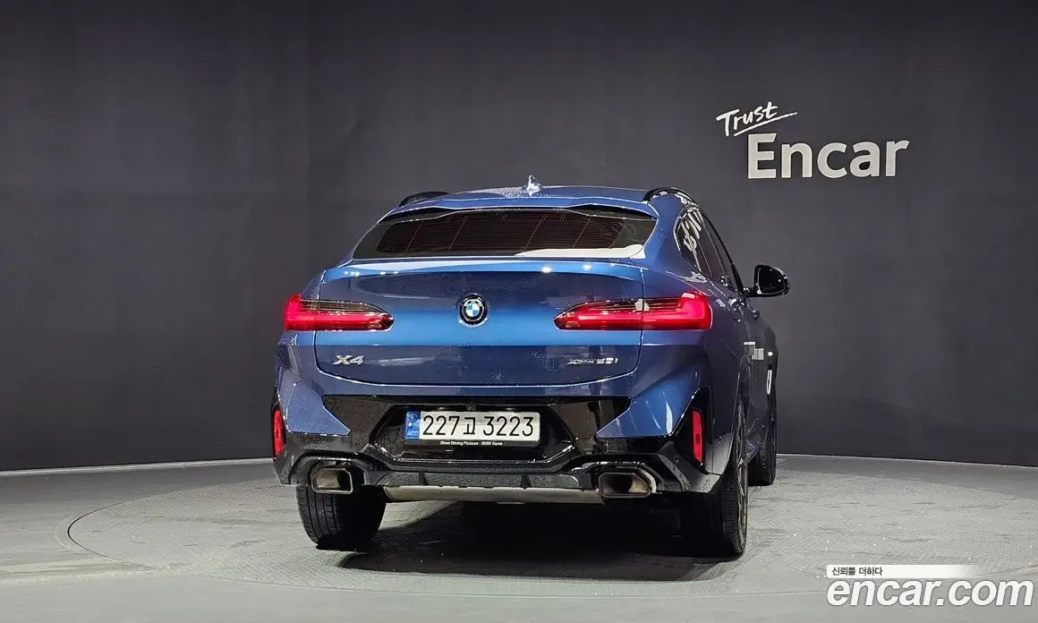 BMW X4 2023 2.0 автомат (гидро), фото 4