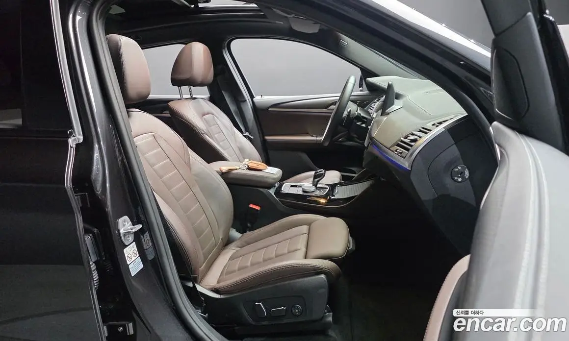 BMW X4 2024 2.0 автомат (гидро), фото 16