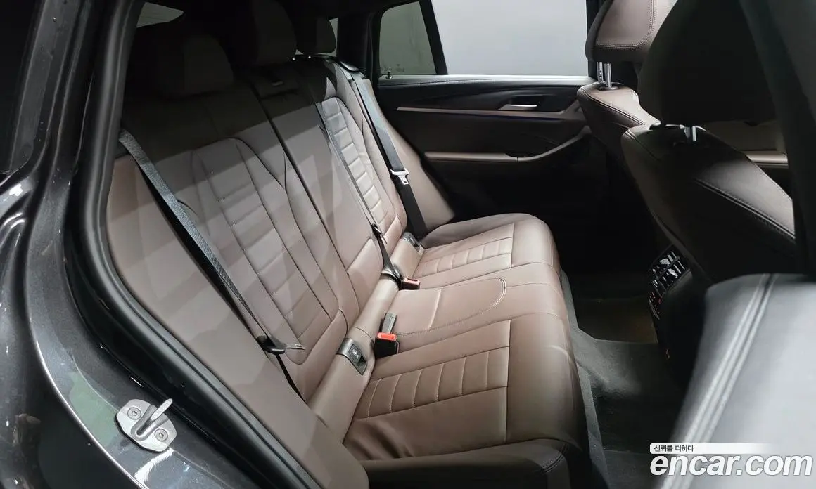 BMW X4 2024 2.0 автомат (гидро), фото 17