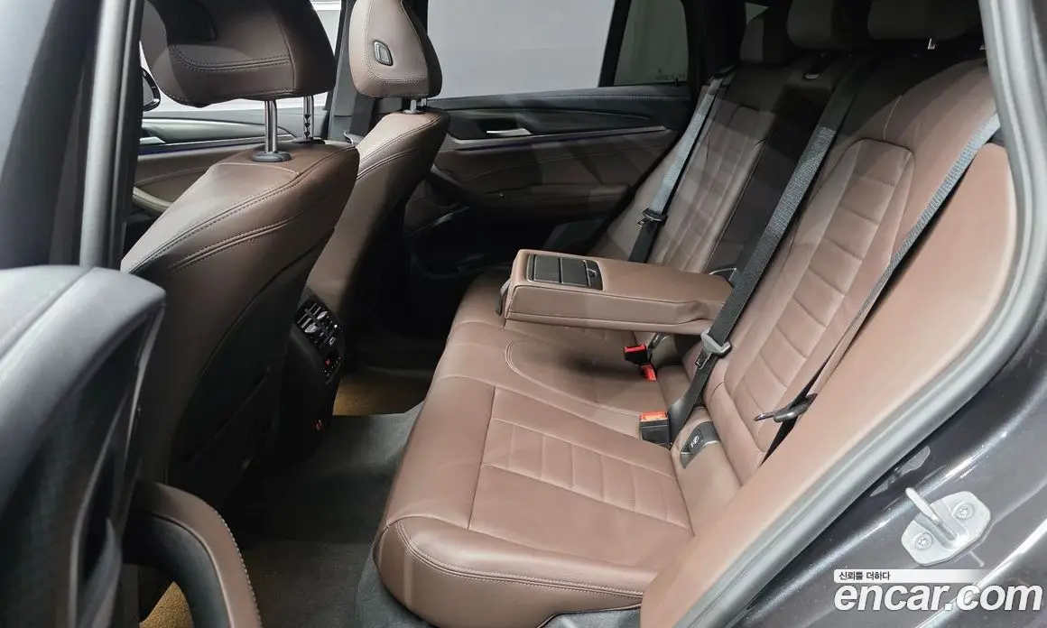 BMW X4 2024 2.0 автомат (гидро), фото 18