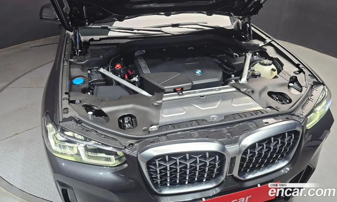 BMW X4 2024 2.0 автомат (гидро), фото 6
