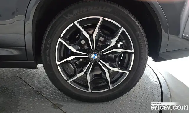 BMW X4 2024 2.0 автомат (гидро), миниатюра 7