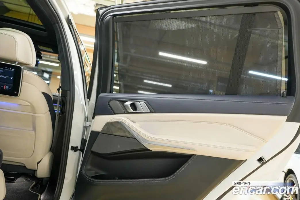 BMW X7 2019 3.0 автомат (гидро), фото 18 BMW X7 2019 3.0 автомат (гидро), фото 18