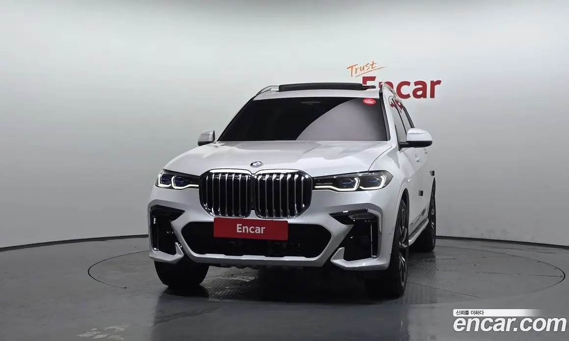 BMW X7 2022 3.0 автомат (гидро), фото 3