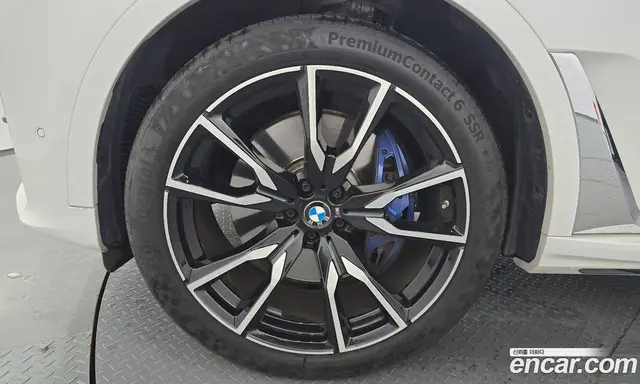 BMW X7 2022 3.0 автомат (гидро), миниатюра 5