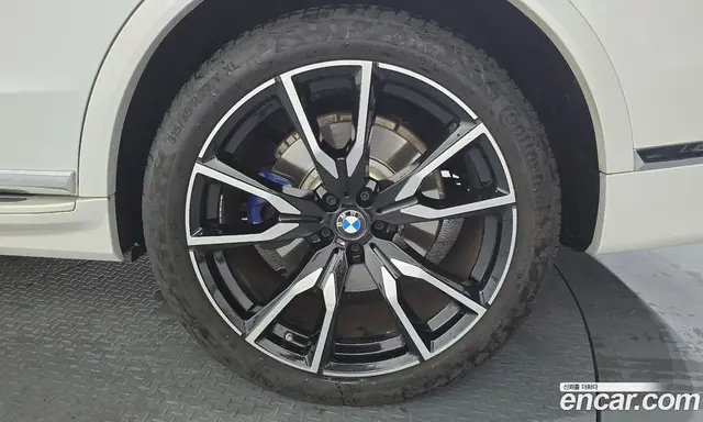 BMW X7 2022 3.0 автомат (гидро), миниатюра 7