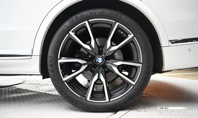 BMW X7 2022 3.0 автомат (гидро), миниатюра 5