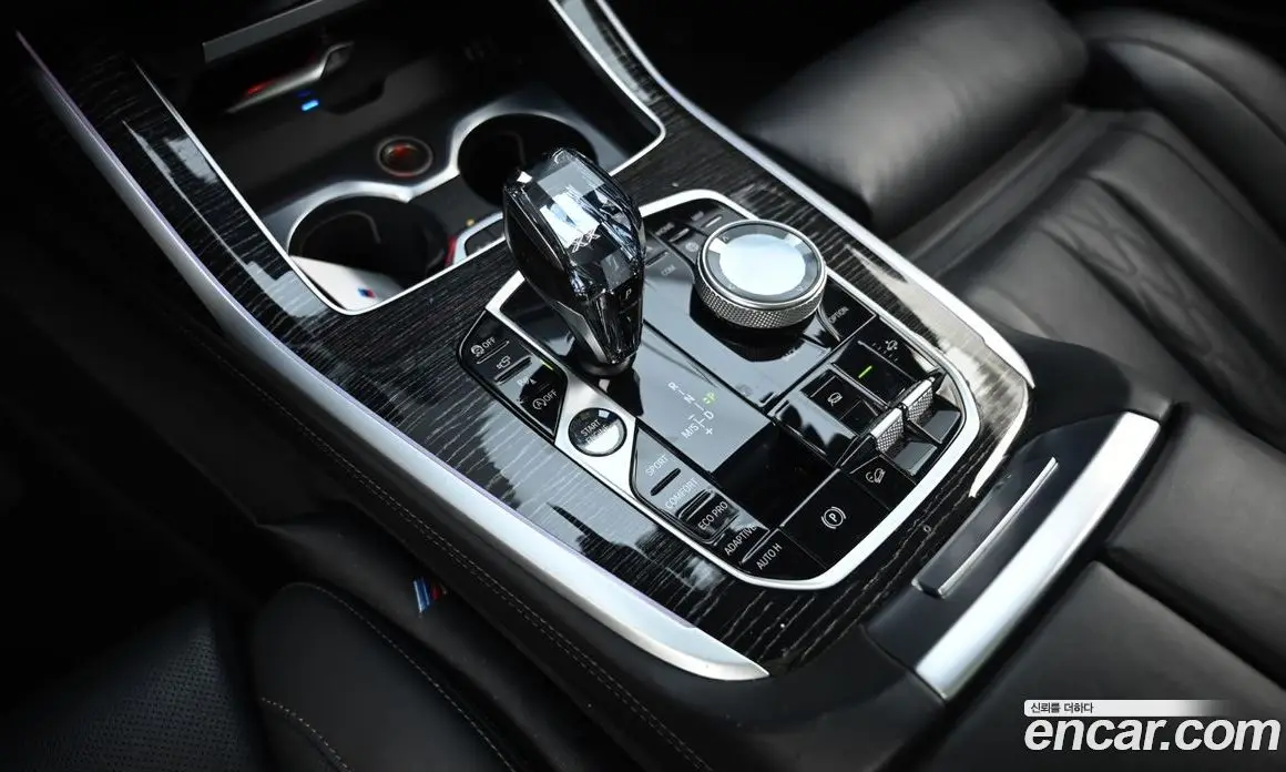 BMW X7 2022 3.0 автомат (гидро), фото 9