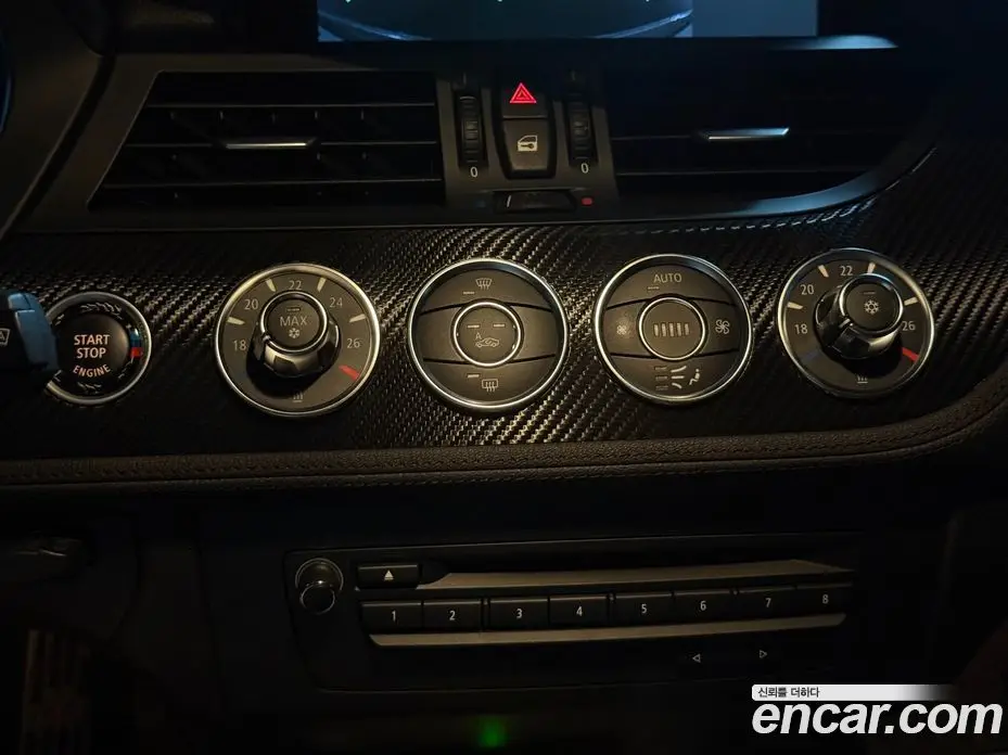 BMW Z4 2010 3.0 автомат (гидро), фото 13