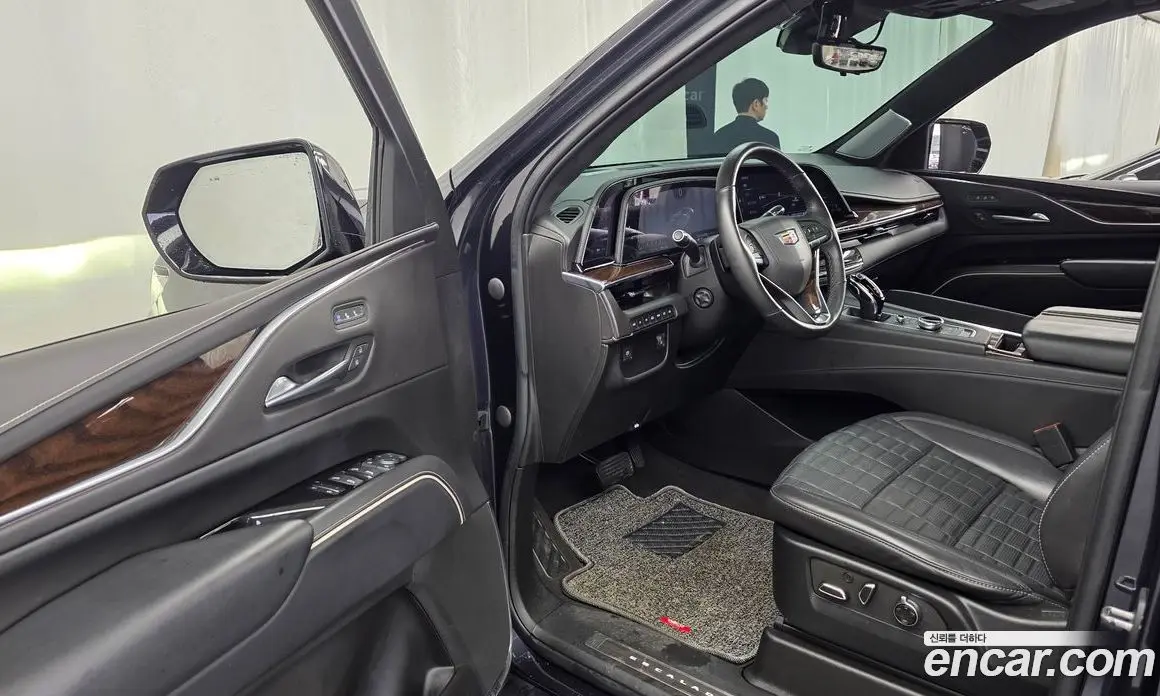Cadillac Escalade 2022 6.2 автомат (гидро), фото 13
