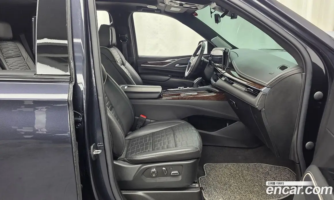 Cadillac Escalade 2022 6.2 автомат (гидро), фото 17