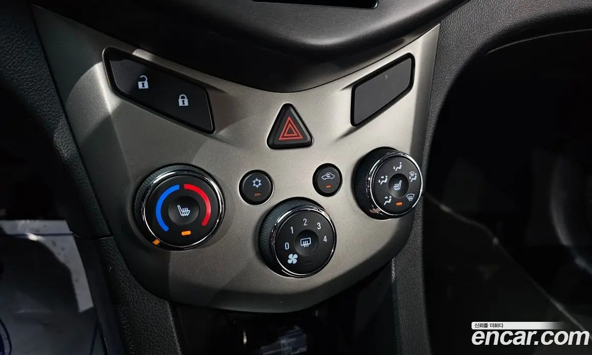 Chevrolet Aveo 2015 1.4 механика, фото 17