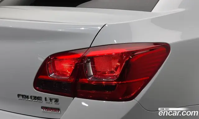 Chevrolet Cruze 2015 1.4 автомат (гидро), миниатюра 9