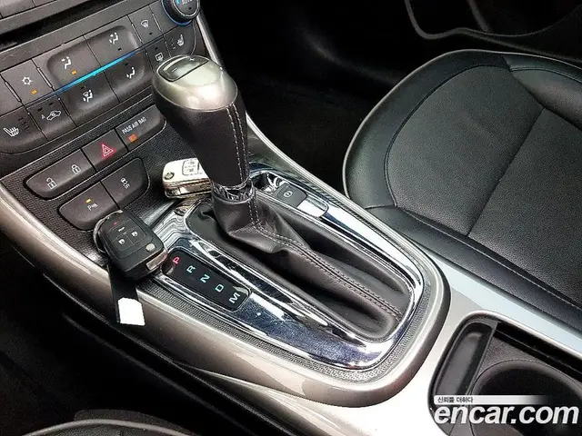 Chevrolet Malibu 2013 2.0 автомат (гидро), миниатюра 12