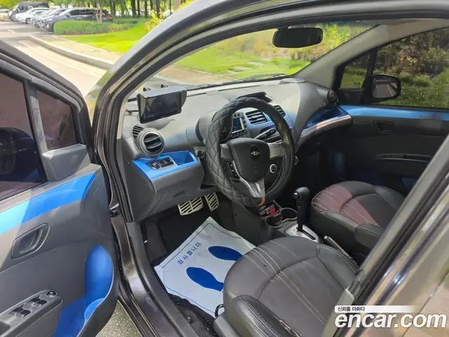 Chevrolet Spark 2012 1.0 автомат (гидро), миниатюра 12