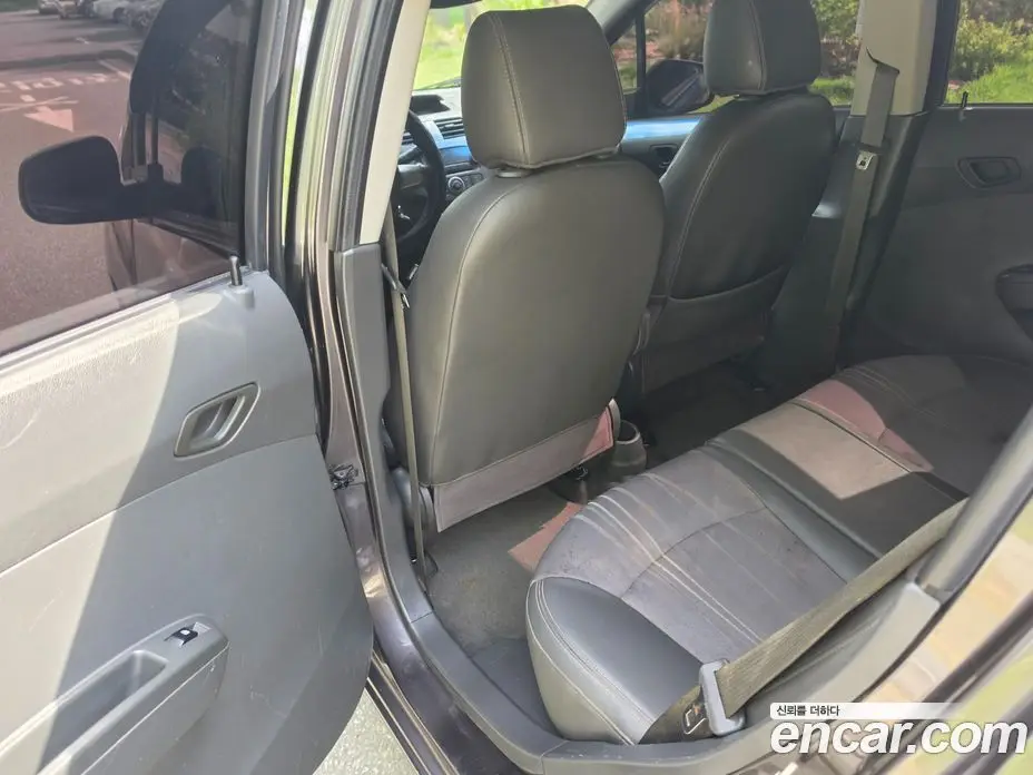 Chevrolet Spark 2012 1.0 автомат (гидро), фото 13