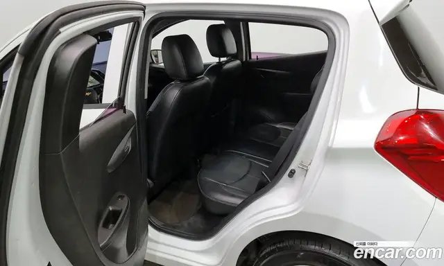 Chevrolet Spark 2016 1.0 автомат (гидро), миниатюра 12