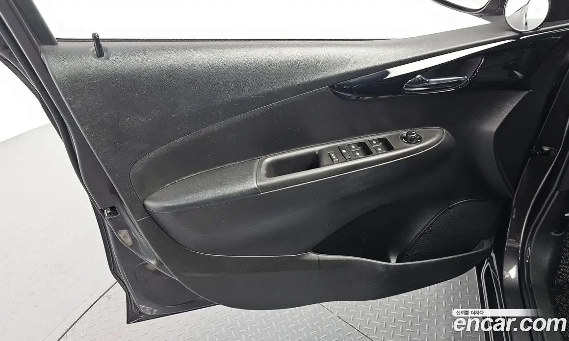 Chevrolet Spark 2016 1.0 автомат (гидро), фото 14