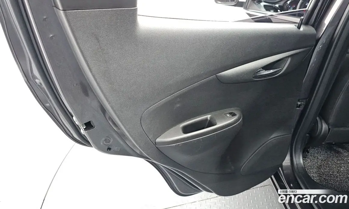 Chevrolet Spark 2016 1.0 автомат (гидро), фото 15